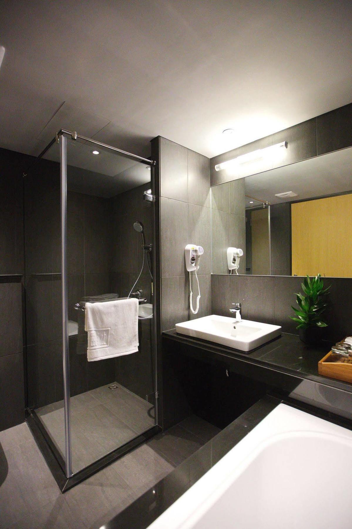 Chiayi Guanzhi Hotel Bagian luar foto